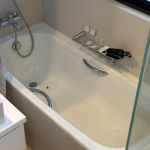 Bathtub resurfacing service in Singapore